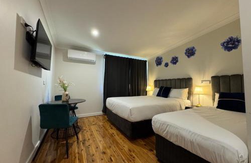 Gumly Gumly Hotel | Seven Inn