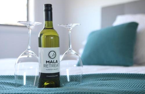 Louth Park Bed & Breakfast | Mala Retreat Chardonnay Studio Immaculate and Comfortable