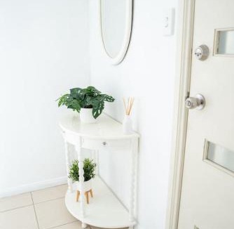 Bowenfels House | Cozy 3BR Retreat, Ensuite, Wi-Fi