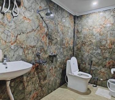 Varanasi Hotel | Hotel The Pushpraj