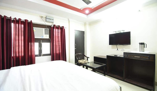 Hotel Aryan