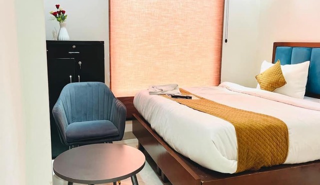 SS GROUP OF HOTELS AT IGI AIRPORT DELHI