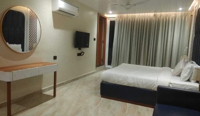 Shreeja Central