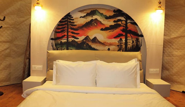 The Zukhara - A Luxury Glamping Dome Resort in Narkanda