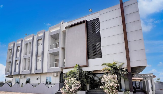 Hotel Ambika, Vadodara