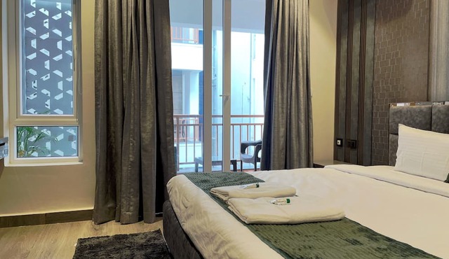 Rohm Staycations
