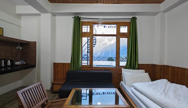 Hotel Kalpa Retreat