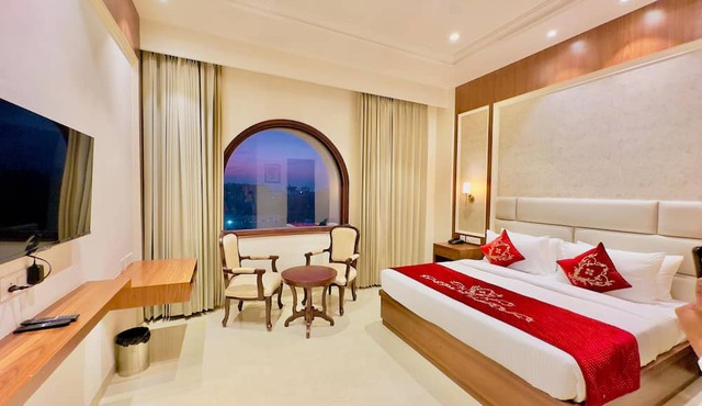 HOTEL SUKH FARM