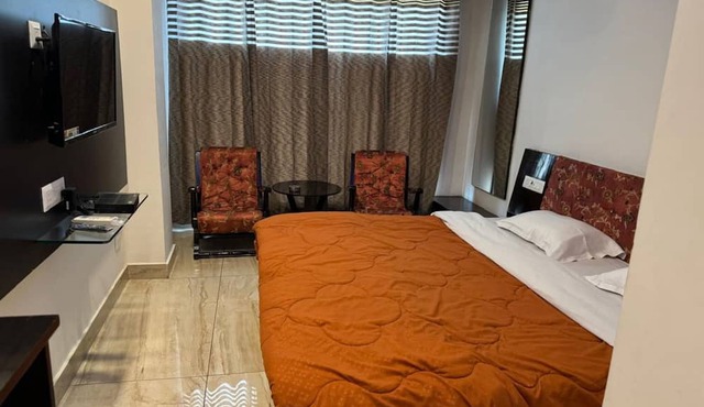 Goroomgo Jewel Premium Pathankot