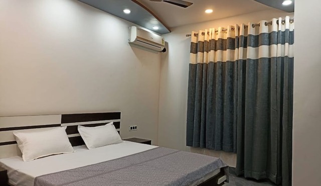 The Royal Scout HomeStay Barsar