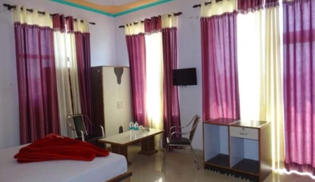 Hotel Jhansla By GRB