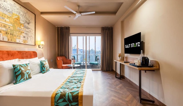 Saltstayz Select- Medicity Near Medanta Hospital
