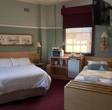 Boyles Hotel