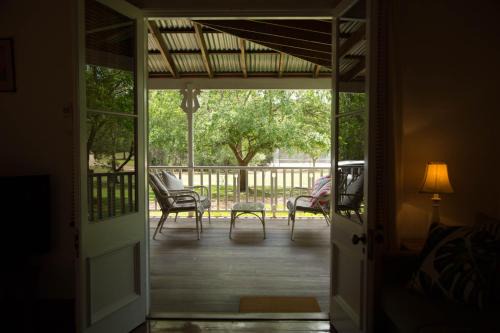 The Carriages Boutique Hotel and Vineyard